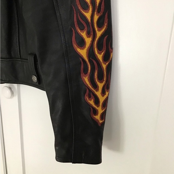 Harley Davidson Women’s Ride Free leather Jacket. Size small. Gently used. - Picture 3 of 4